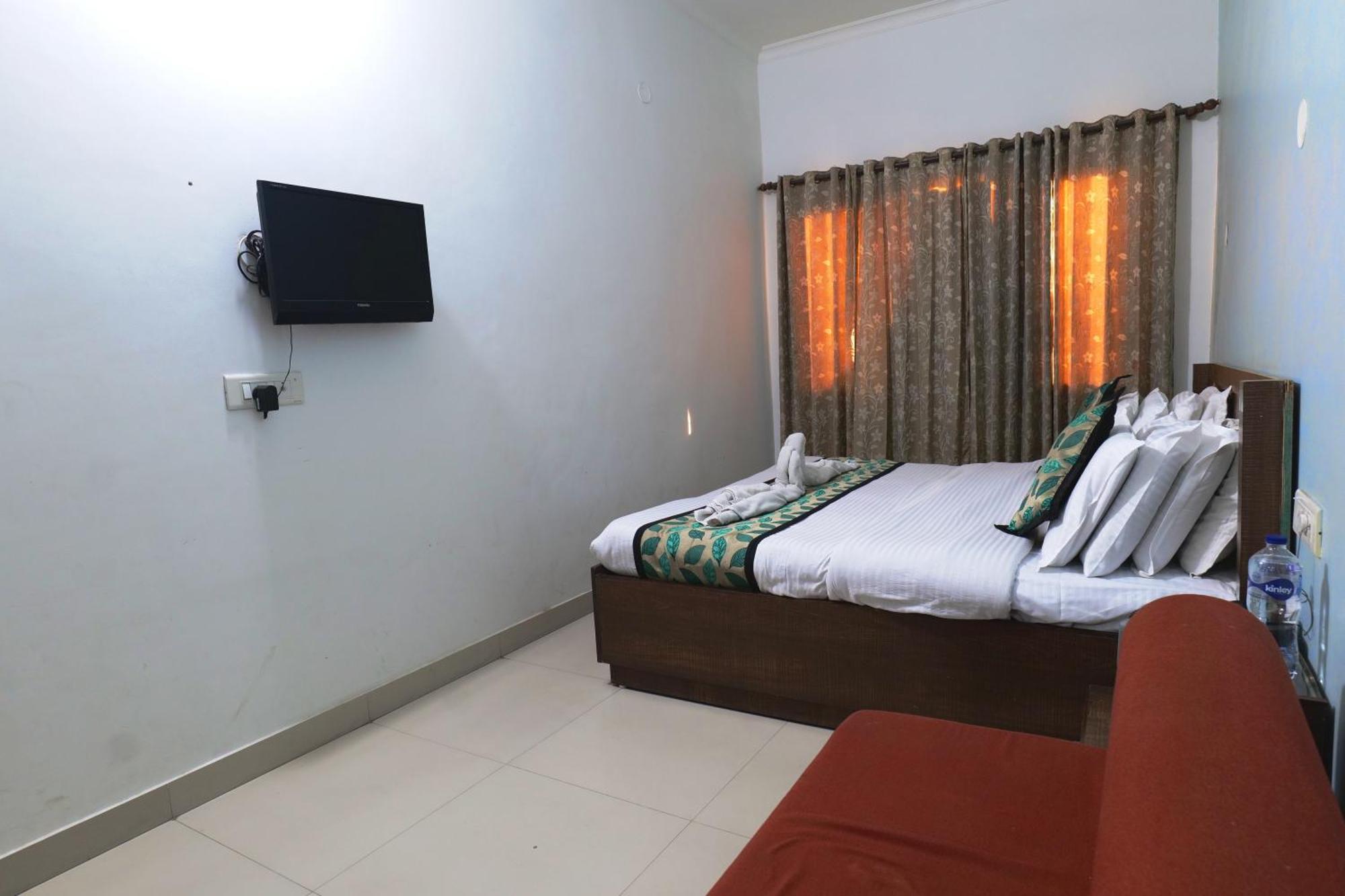 Hotel Holiday Comfort Αμριτσάρ Εξωτερικό φωτογραφία